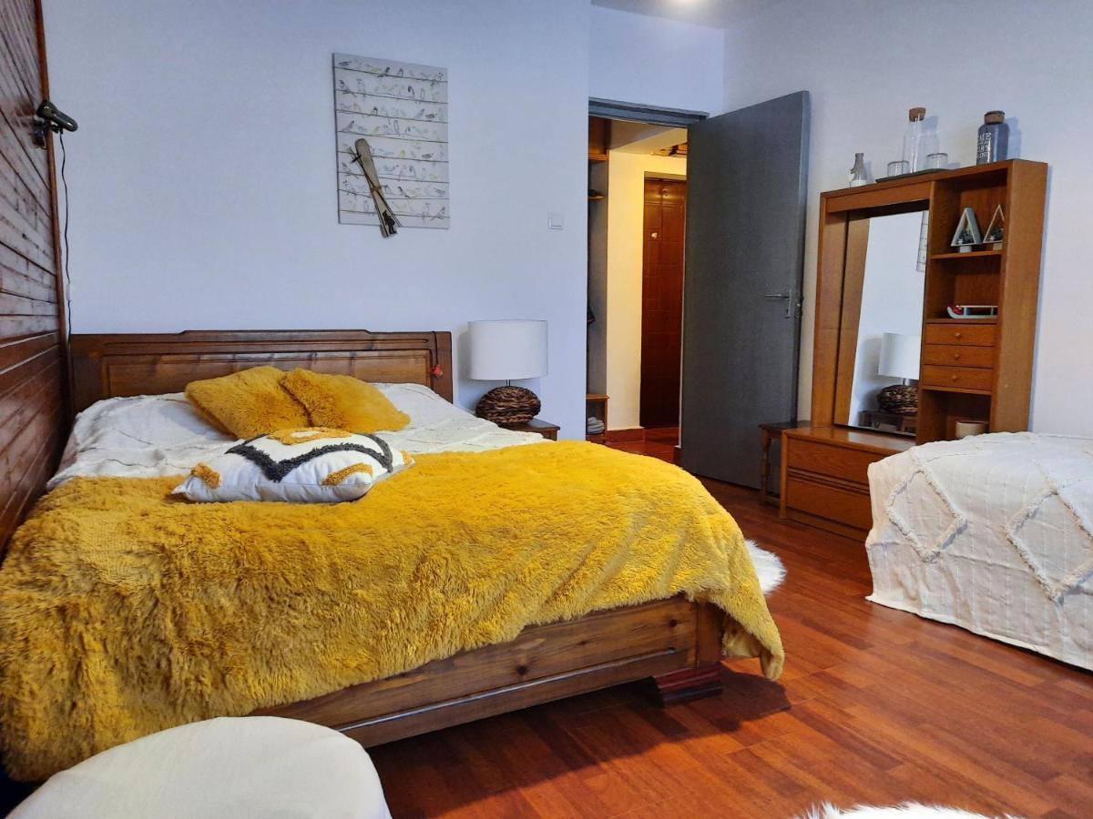 Cocooning In A Lovely Mountain Suite - One Azuga Kültér fotó